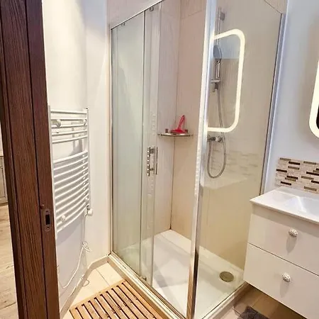 Sweett - Saint Nicolas Apartament